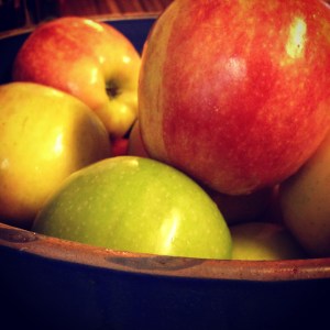 I used Fujis, Galas, and Granny Smiths